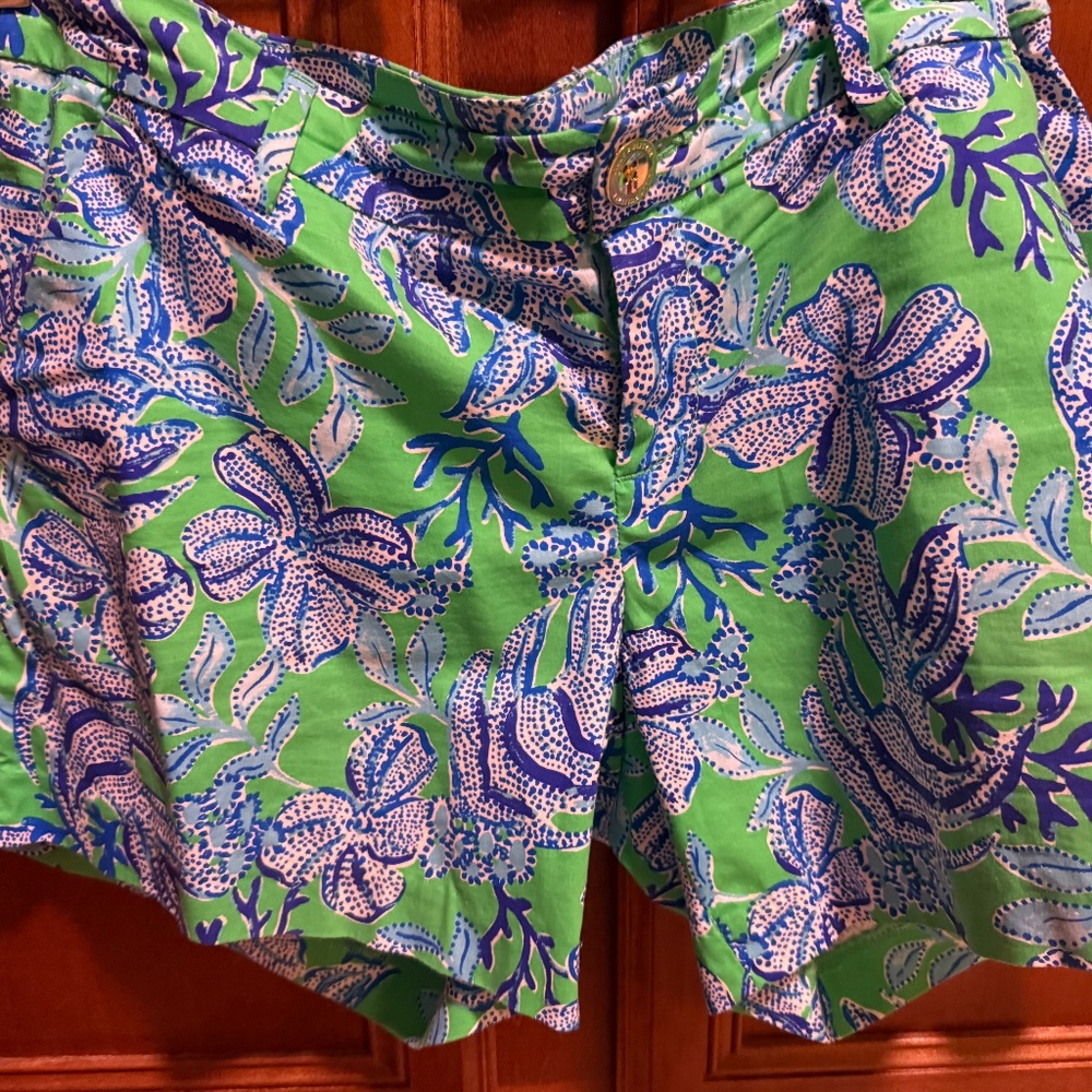 Lilly Pulitzer Callahan  Shorts Size 6